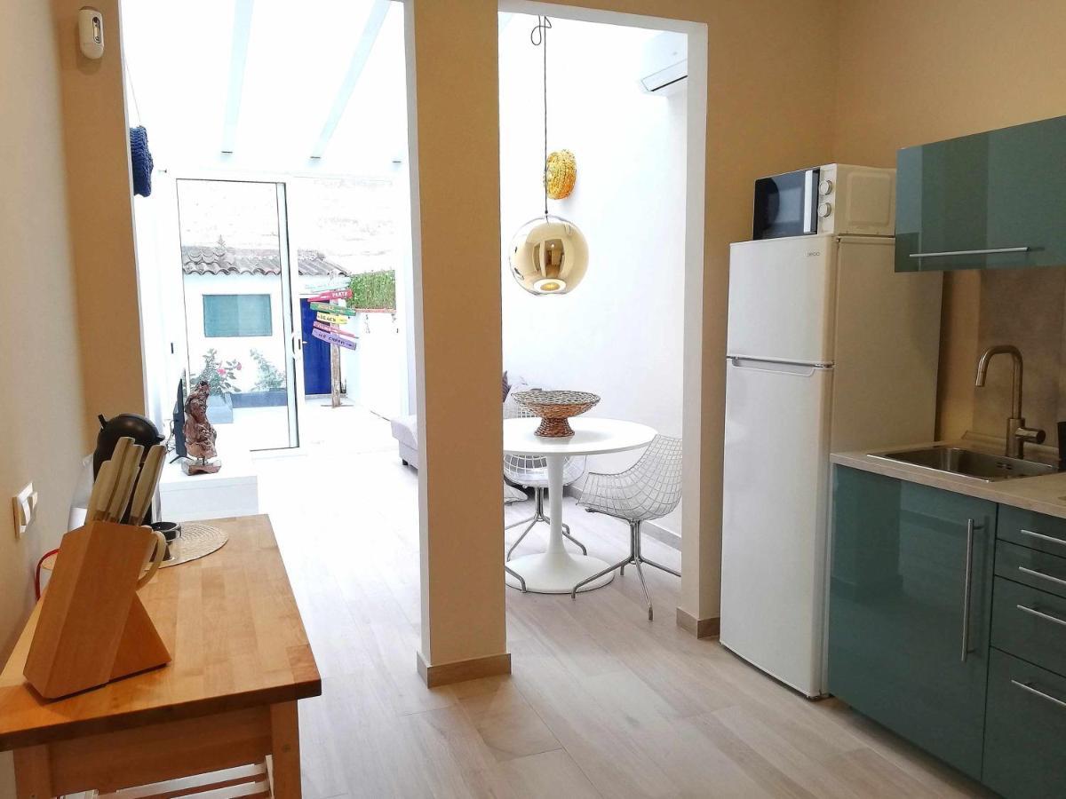 Mazi Apartments Chic Бадалона Экстерьер фото