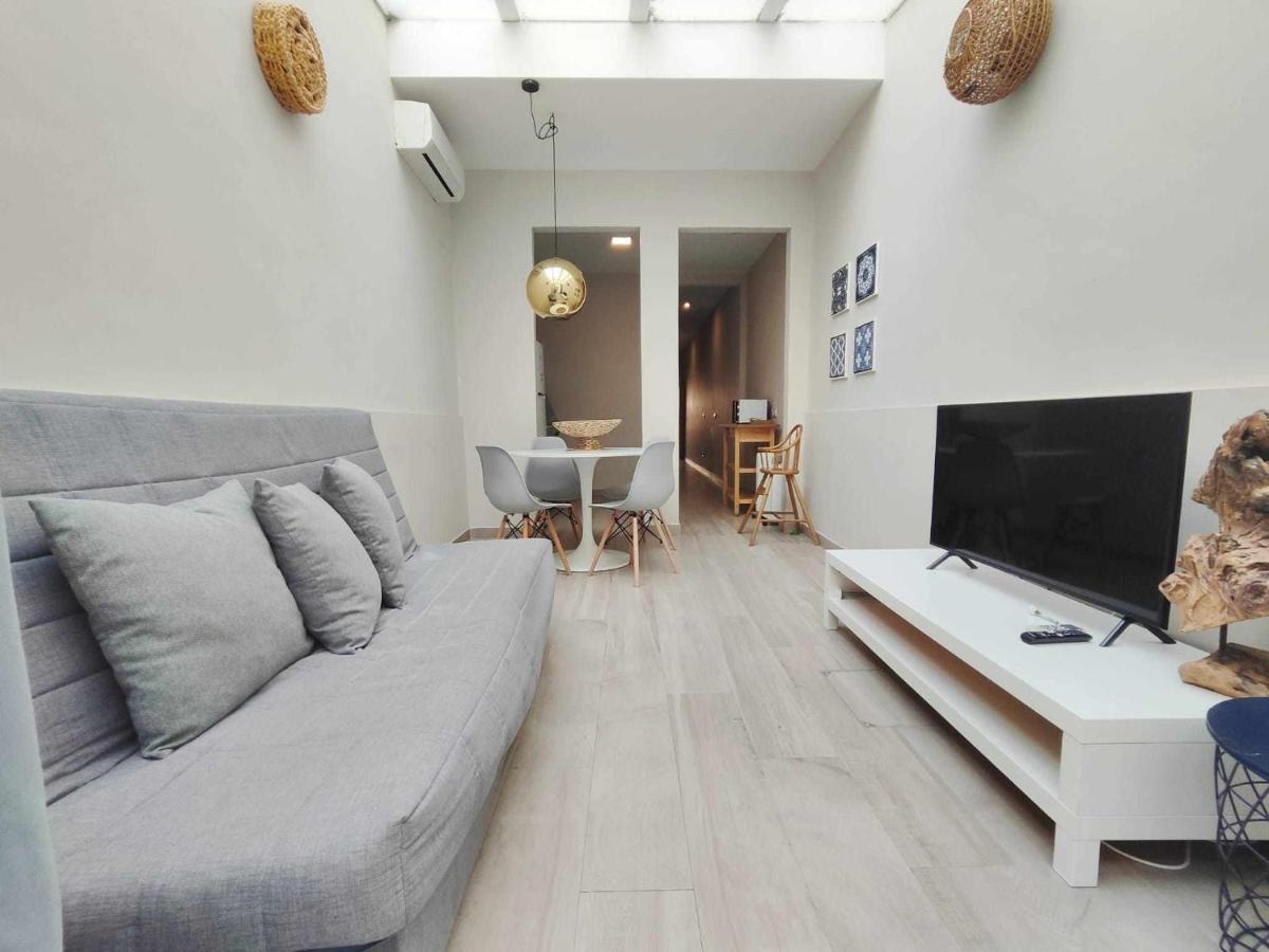 Mazi Apartments Chic Бадалона Экстерьер фото